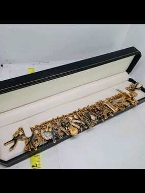 Elvis Presley Vtg Ultimate Loaded Charm Bracelet Bradford Exchange Rare W Box